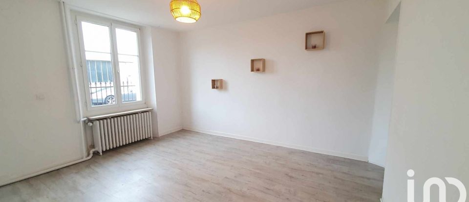 House 6 rooms of 122 m² in Saint-Dizier (52100)