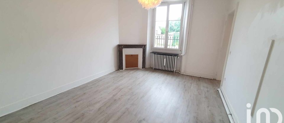 House 6 rooms of 122 m² in Saint-Dizier (52100)