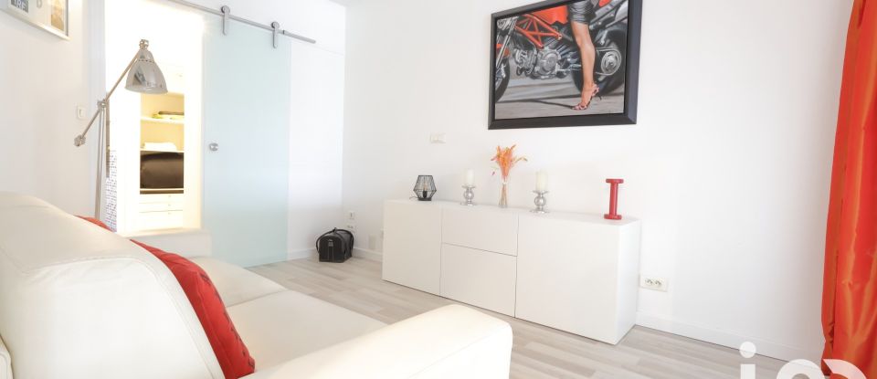 Loft 6 pièces de 143 m² à Les Lilas (93260)