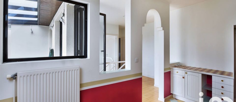 Duplex 5 rooms of 152 m² in Lyon (69003)