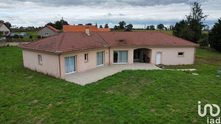 Maison 6 pièces de 139 m² à Saint-Pourçain-sur-Besbre (03290)