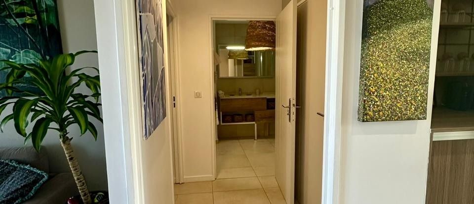 Appartement 4 pièces de 80 m² à Saint-Paul (97434)