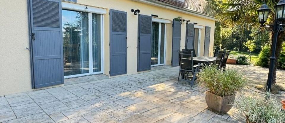 Maison 4 pièces de 129 m² à Beton-Bazoches (77320)