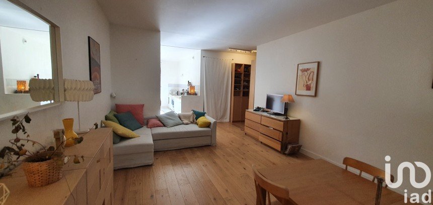 Appartement 3 pièces de 75 m² à Issy-les-Moulineaux (92130)