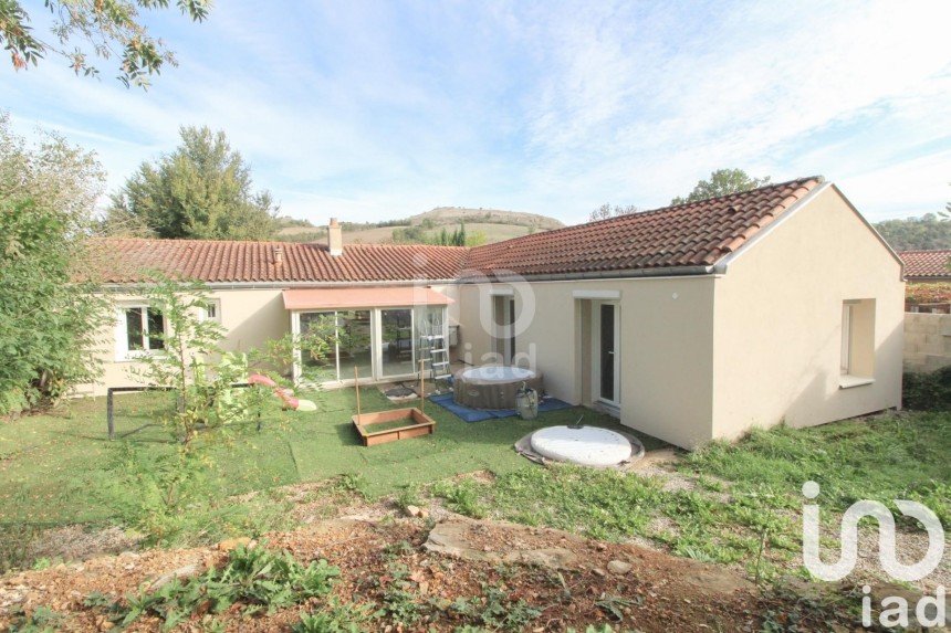 House 7 rooms of 136 m² in Saint-Jean-d'Alcapiès (12250)