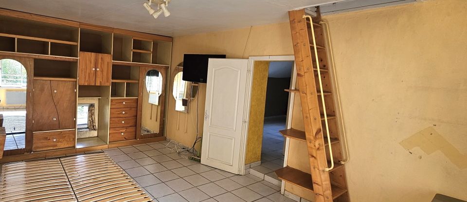 Maison 5 pièces de 117 m² à Pont-Saint-Esprit (30130)