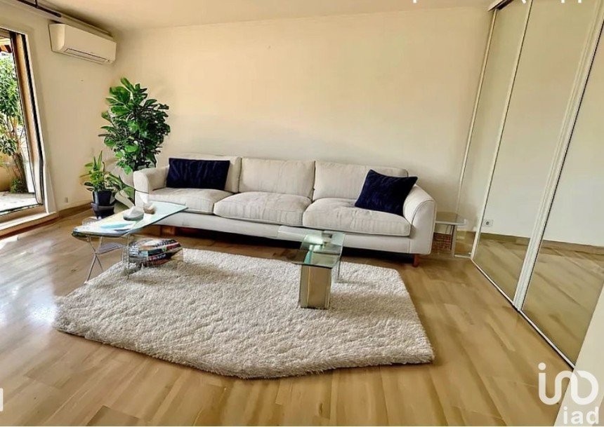 Appartement 2 pièces de 45 m² à Antibes (06600)