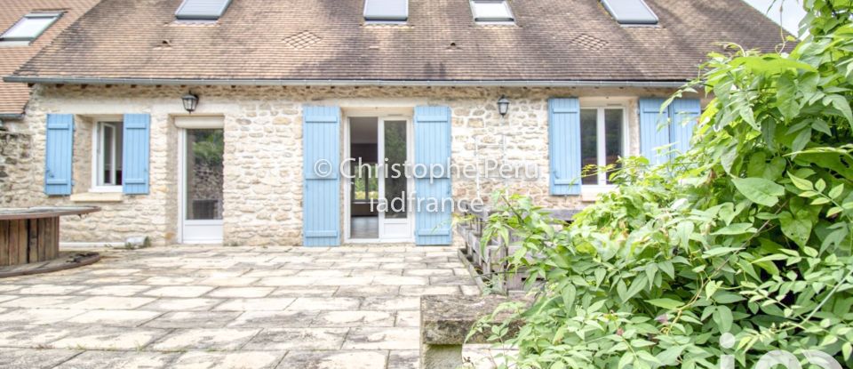 House 6 rooms of 135 m² in Magny-en-Vexin (95420)