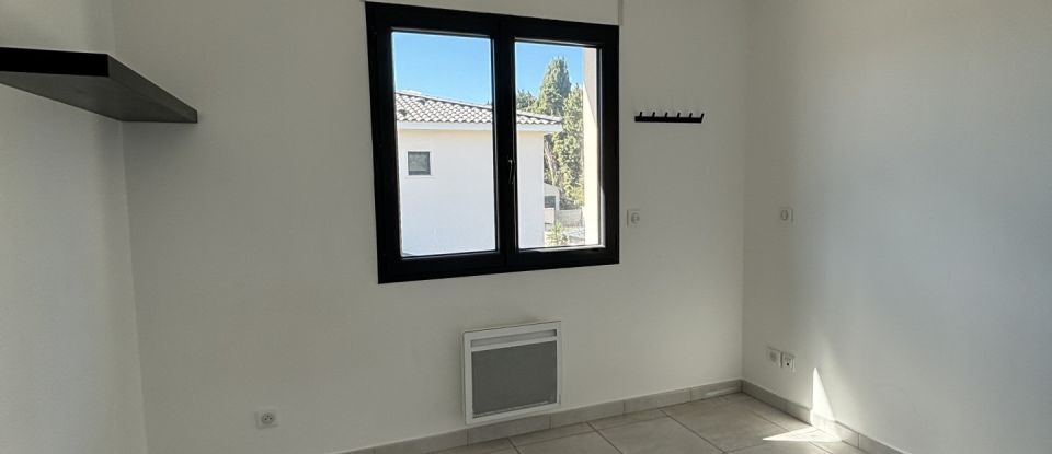 Maison traditionnelle 6 pièces de 127 m² à Salon-de-Provence (13300)