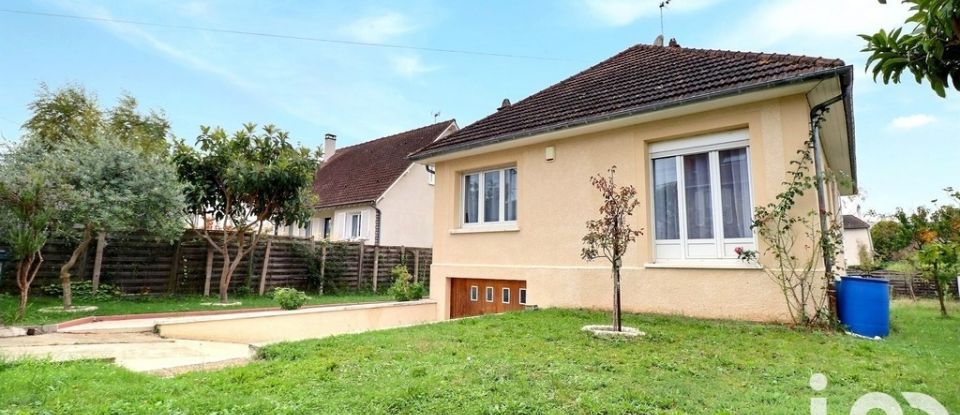 Traditional house 6 rooms of 125 m² in Dammarie-les-Lys (77190)