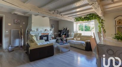 Maison 8 pièces de 180 m² à Essarts en Bocage (85140)