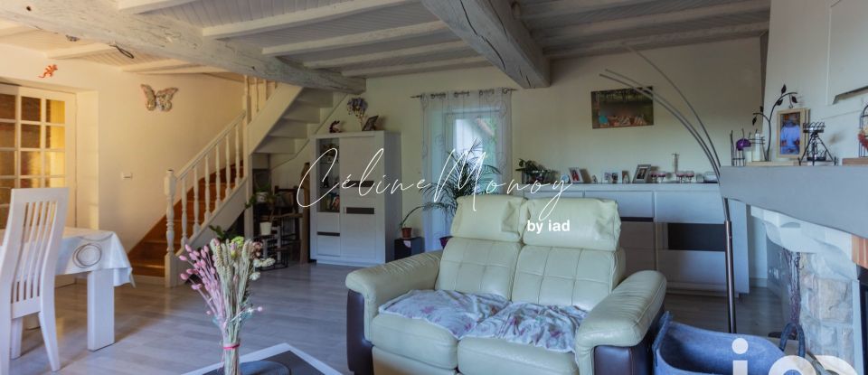 House 8 rooms of 180 m² in Essarts en Bocage (85140)