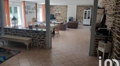 House 9 rooms of 240 m² in Folligny (50320)