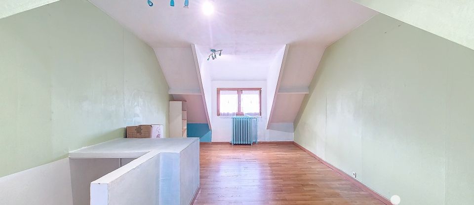 Maison 5 pièces de 93 m² à Mantes-la-Jolie (78200)