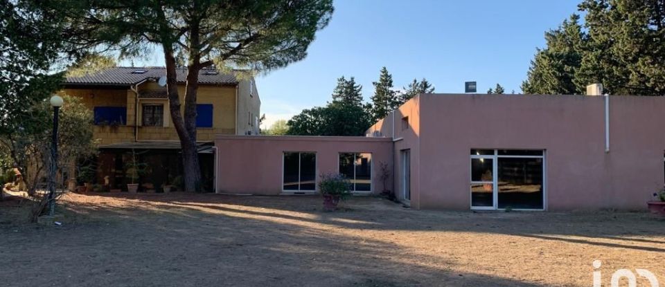 House 10 rooms of 260 m² in Beaucaire (30300)