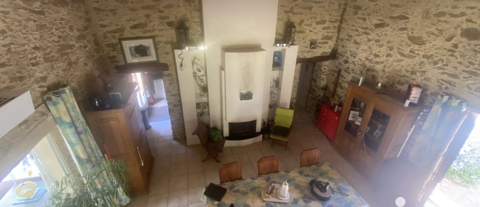 Country house 4 rooms of 99 m² in Maché (85190)