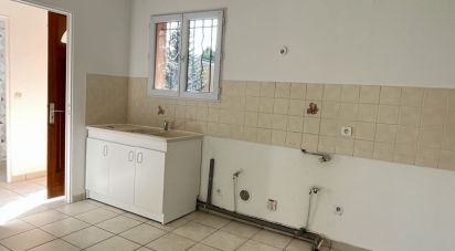 Maison 4 pièces de 85 m² à Sainte-Eulalie (33560)