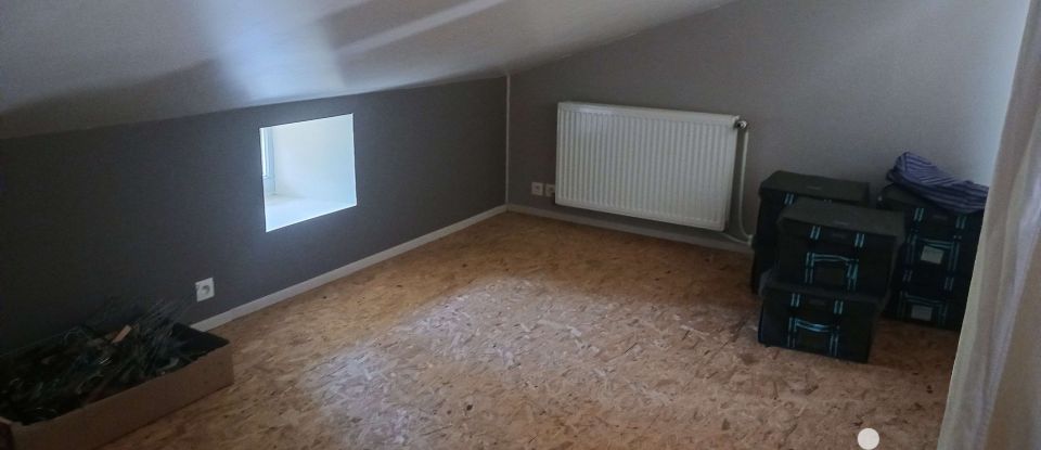 House 3 rooms of 96 m² in Saint-Maurice-la-Clouère (86160)