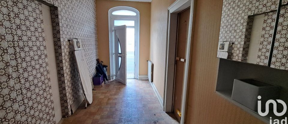 Town house 6 rooms of 255 m² in Gardonne (24680)