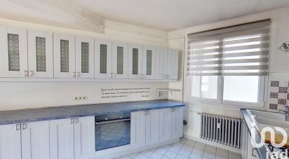 Apartment 3 rooms of 80 m² in Chambéry (73000)