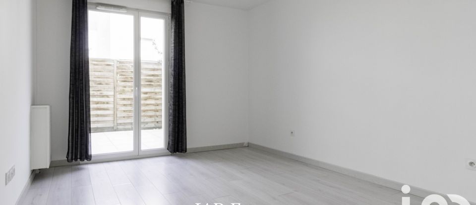 Appartement 3 pièces de 58 m² à Mantes-la-Ville (78711)