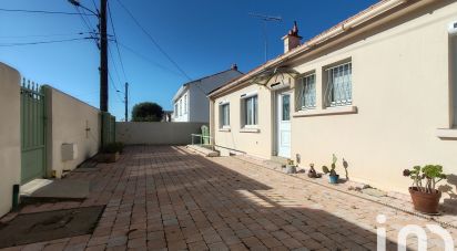 House 4 rooms of 79 m² in Luçon (85400)