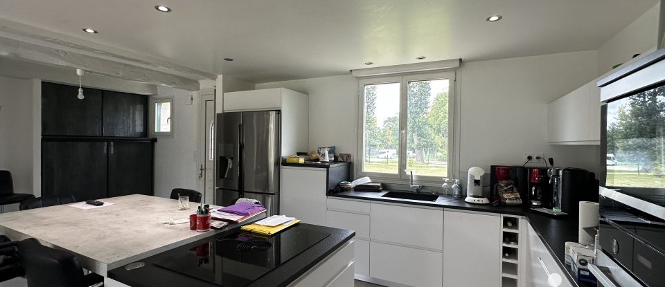 Maison 8 pièces de 202 m² à Josselin (56120)