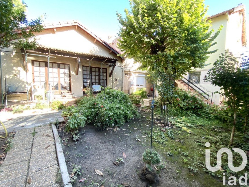 Maison 9 pièces de 174 m² à Nîmes (30000)