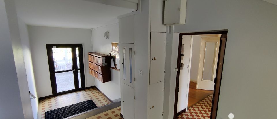 Apartment 3 rooms of 53 m² in Grenoble (38100)