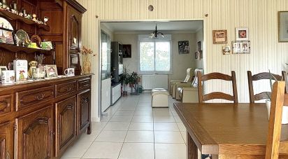 Traditional house 5 rooms of 125 m² in Sainte-Gemmes-sur-Loire (49130)