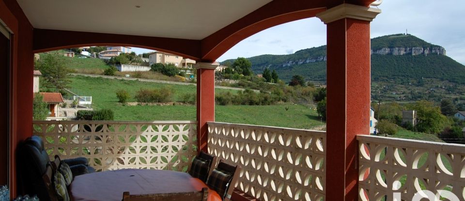 Apartment 4 rooms of 104 m² in Millau (12100)