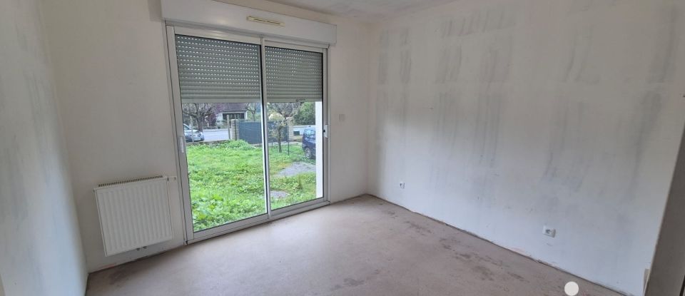 Pavillon 6 pièces de 102 m² à Mézy-Moulins (02650)