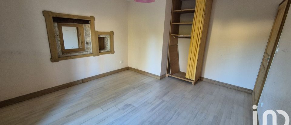 Traditional house 10 rooms of 260 m² in Xanton-Chassenon (85240)