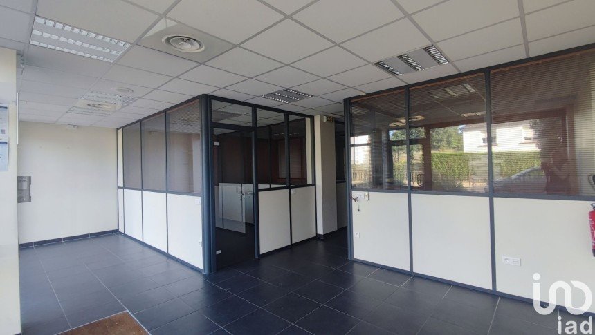 Bureaux de 110 m² à Lisieux (14100)