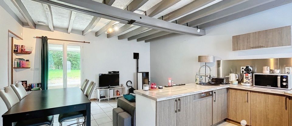 Maison de campagne 2 pièces de 45 m² à Autry-le-Châtel (45500)