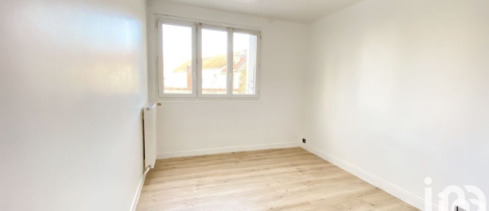 Appartement 3 pièces de 60 m² à Trappes (78190)