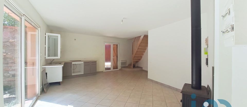 Maison 4 pièces de 65 m² à Villemolaque (66300)