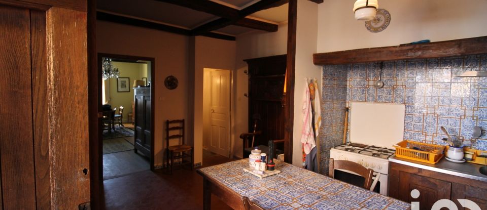 Village house 12 rooms of 330 m² in Montjaux (12490)