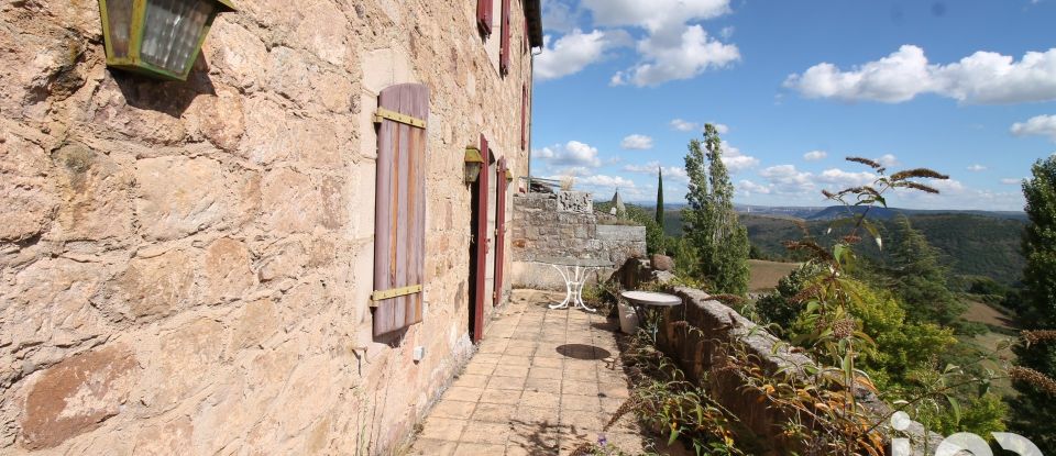 Village house 12 rooms of 330 m² in Montjaux (12490)