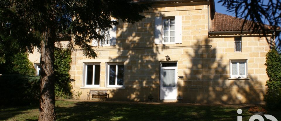 Maison 7 pièces de 178 m² à Mouliets-et-Villemartin (33350)