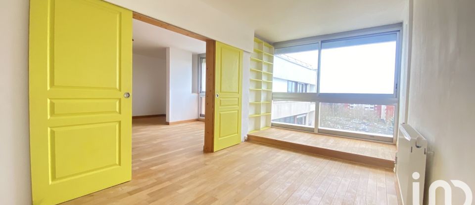 Apartment 5 rooms of 119 m² in Élancourt (78990)