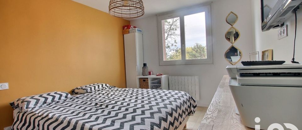 Appartement 4 pièces de 85 m² à Allauch (13190)