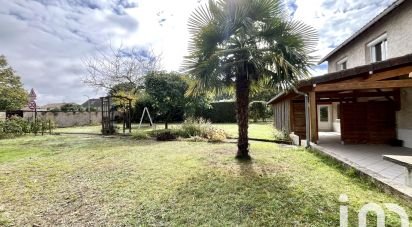 Maison traditionnelle 6 pièces de 140 m² à Fontaine-le-Comte (86240)