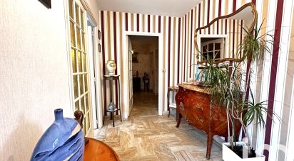 Village house 6 rooms of 177 m² in Chinon (37500)