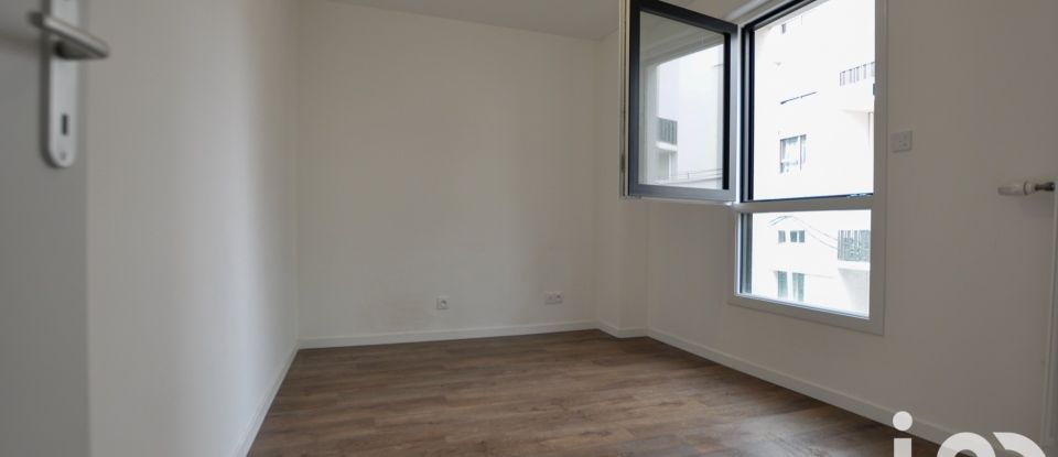 Appartement 3 pièces de 60 m² à Poissy (78300)