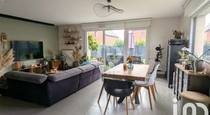 Maison 4 pièces de 82 m² à Fromelles (59249)