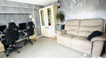 Maison 4 pièces de 90 m² à Helfaut (62570)