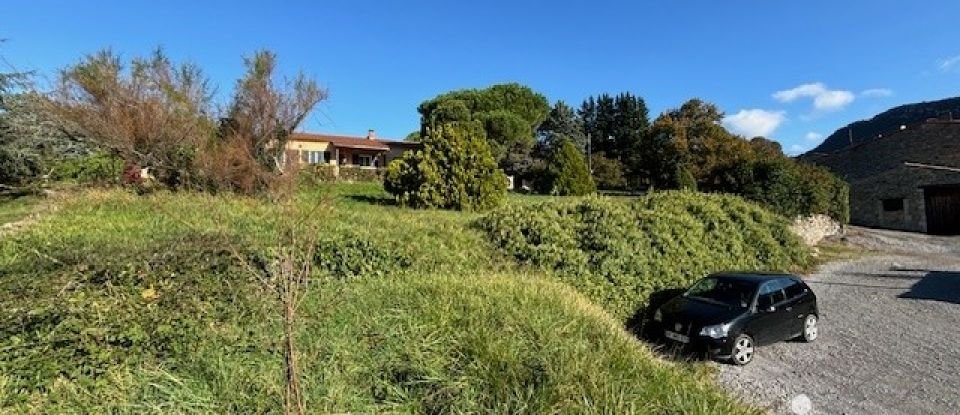 Land of 1,150 m² in Vesseaux (07200)