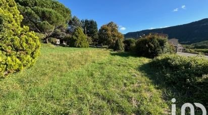 Terrain de 1 150 m² à Vesseaux (07200)