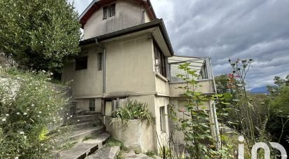 Maison traditionnelle 9 pièces de 200 m² à Saint-Martin-le-Vinoux (38950)